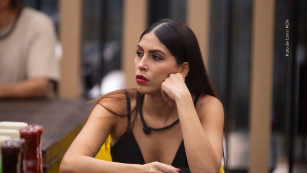 Lorena Altamirano se cansó de que la llamaran "mueble" y así le respondió a los detractores en redes Lorena Altamirano se cansó de que la llamaran "mueble" y así le respondió a los detractores en redes