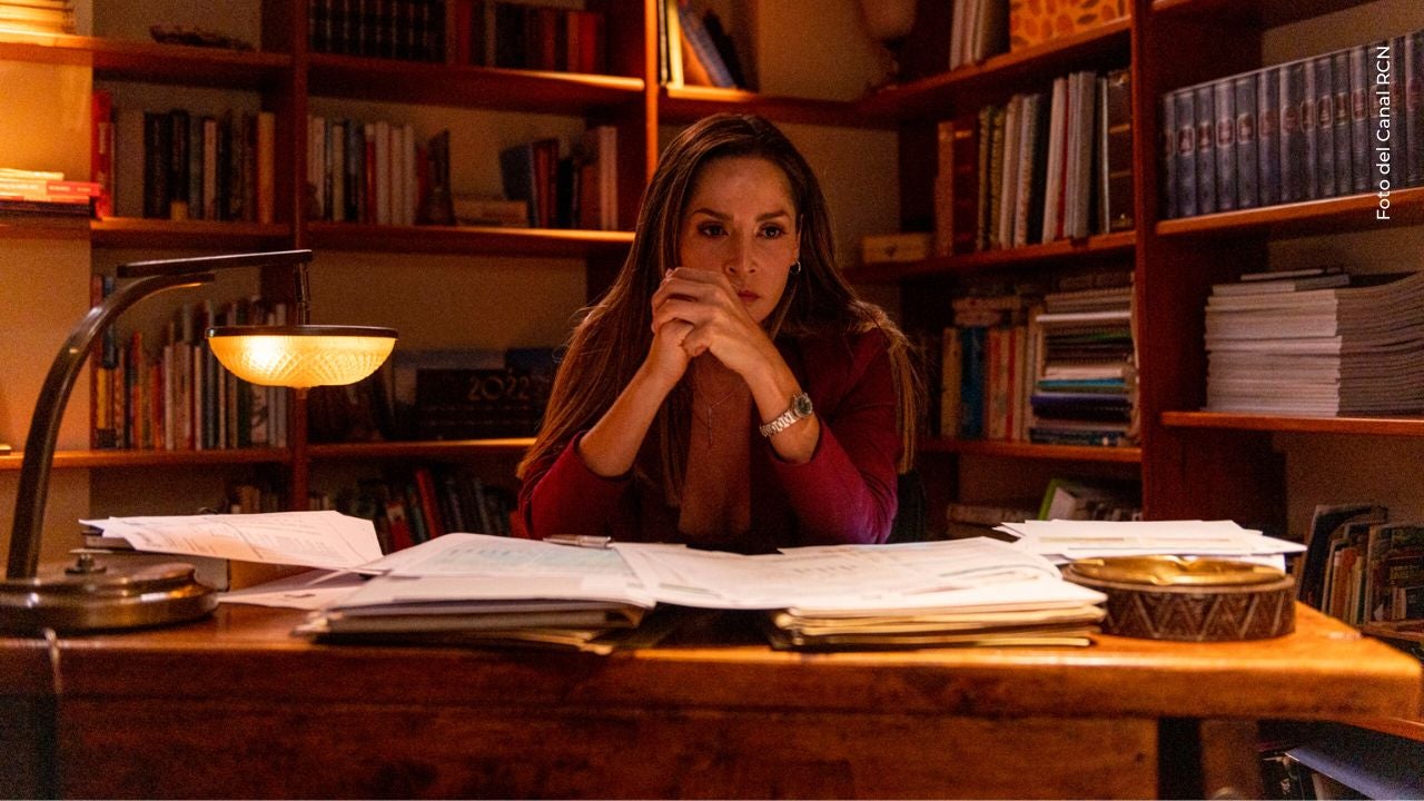 Carmen Villalobos sorprendió al aparecer llena de raspones por nuevo personaje