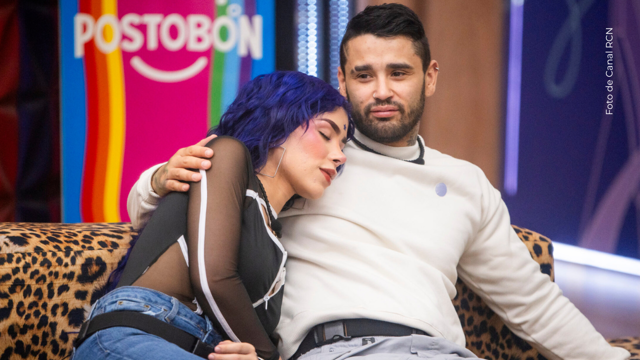 Alexa Torrex y Tebi Bernal en La casa de los famosos Colombia.