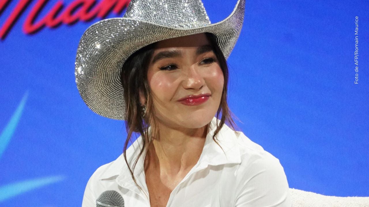 Paola Jara sorprendió con cambio en su rostro tras retoque de cejas