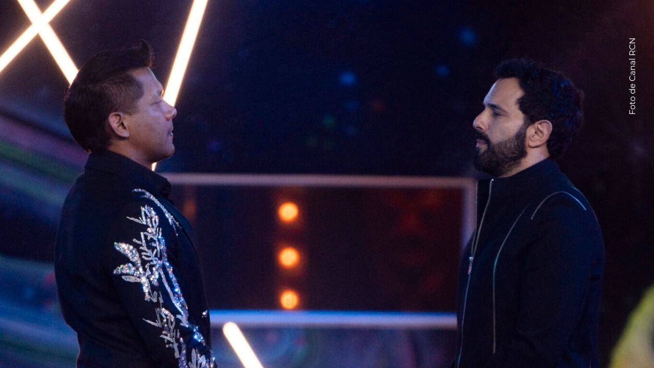 Alejandro Estrada y Juanda Caribe fueron los conductores de los premios.