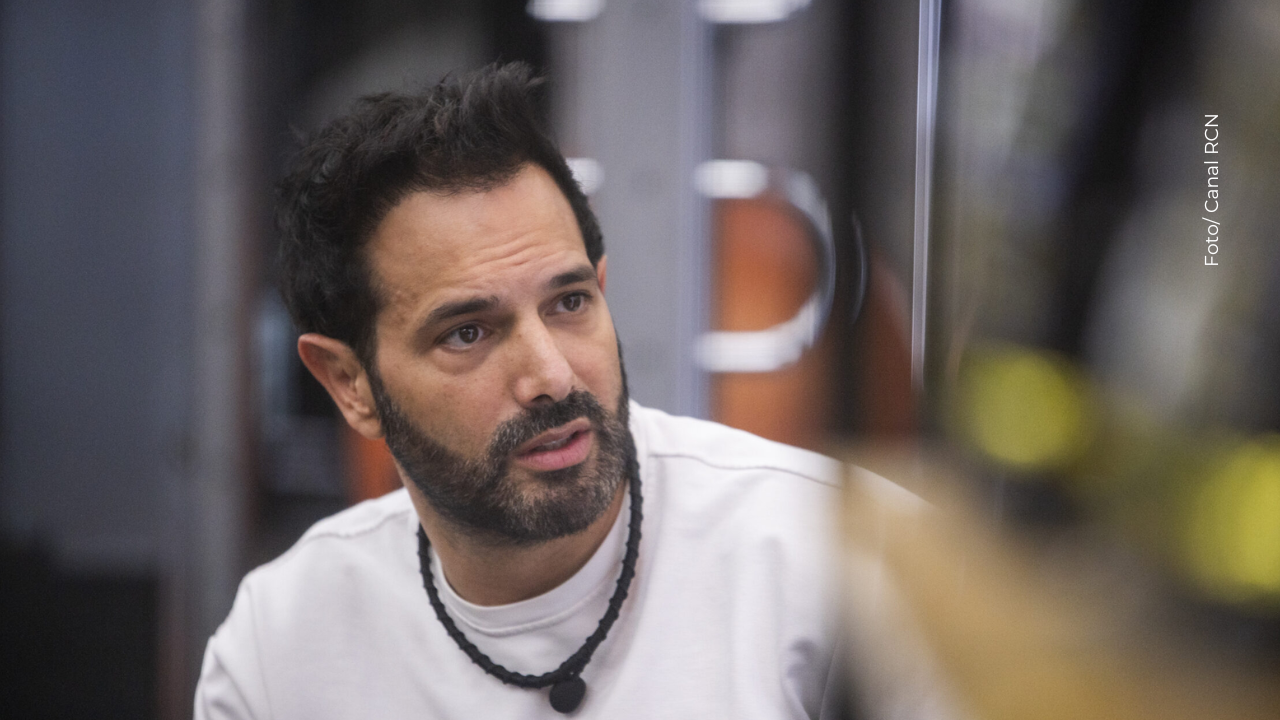 Alejandro Estrada parodió a Mariana Zapata y provocó una ola de reacciones