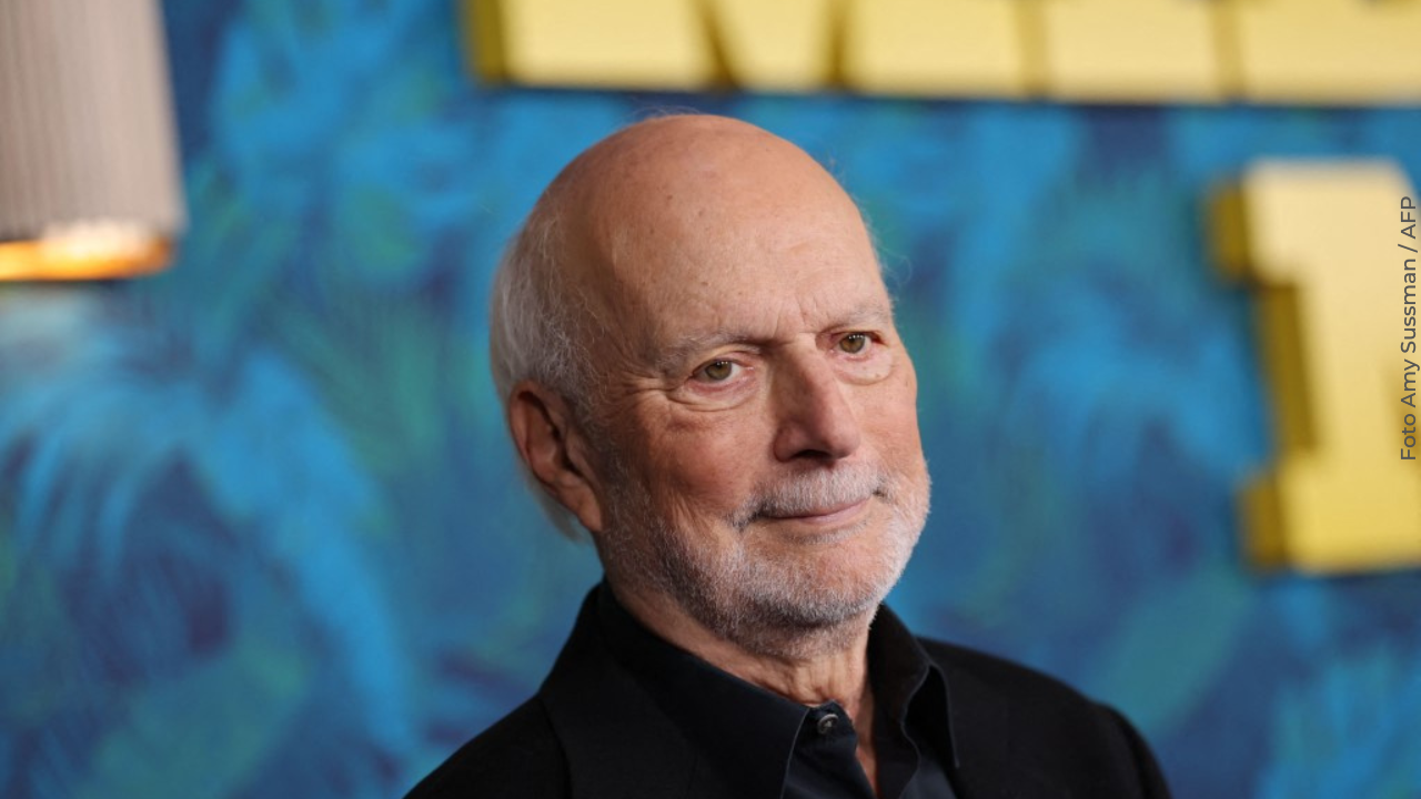 Murió James Burrows, el legendario director detrás de Friends y The Big Bang Theory