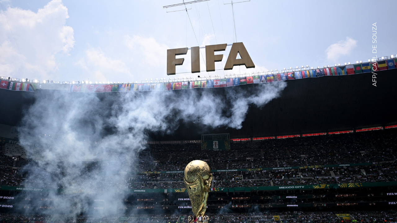 jugador de Paraguay habría tomado el reloj del árbitro en plena cancha