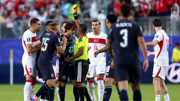 ¡Revuelo en el Mundial 2026!, jugador de Paraguay es acusado de haber robado el reloj del árbitro ¡Revuelo en el Mundial 2026!, jugador de Paraguay es acusado de haber robado el reloj del árbitro