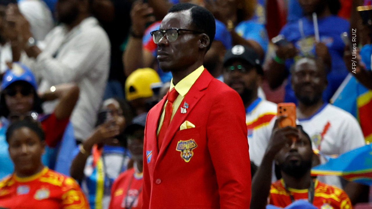 La teoría viral sobre el hombre que apareció durante Colombia vs. Congo