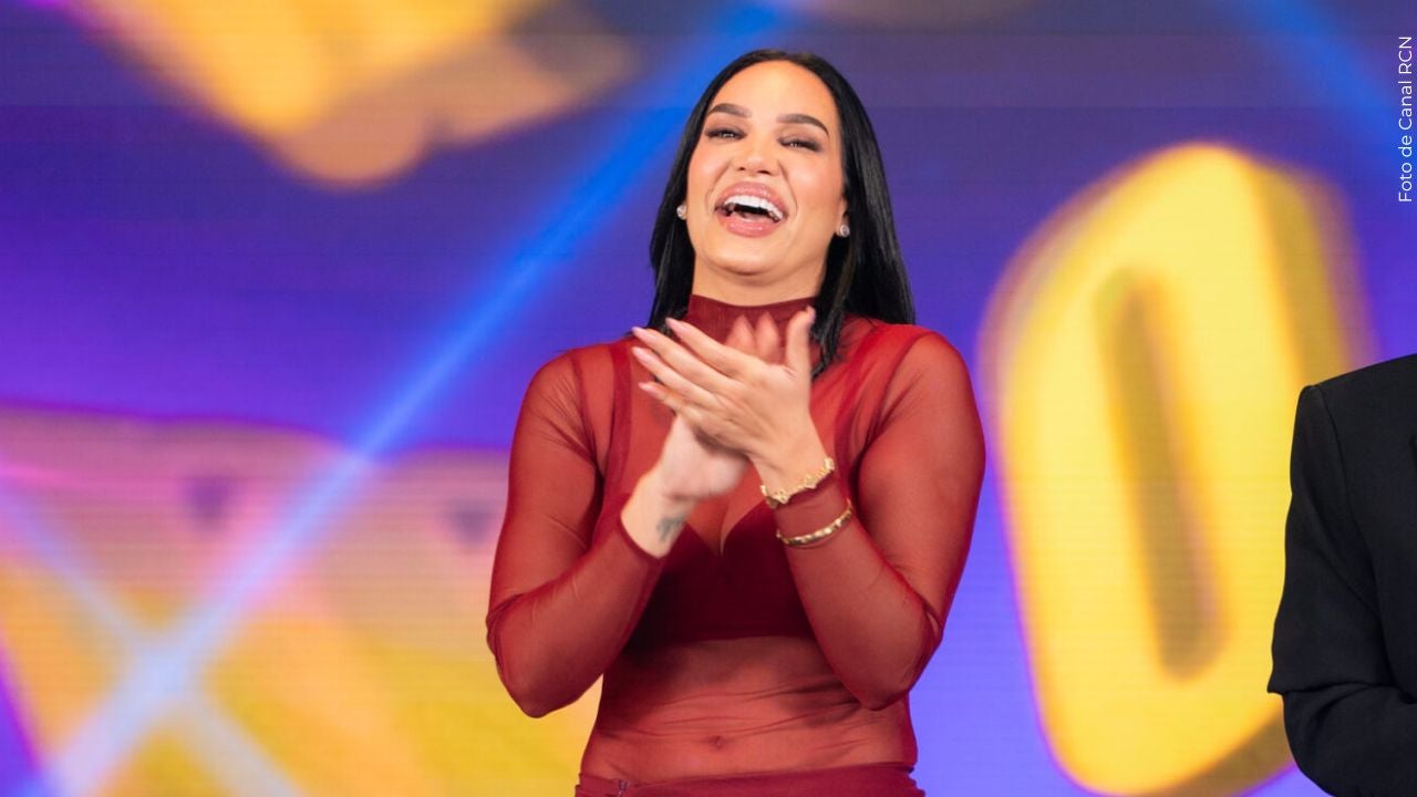 Hija de Andrea Valdiri sorprende con sus habilidades para el baile.