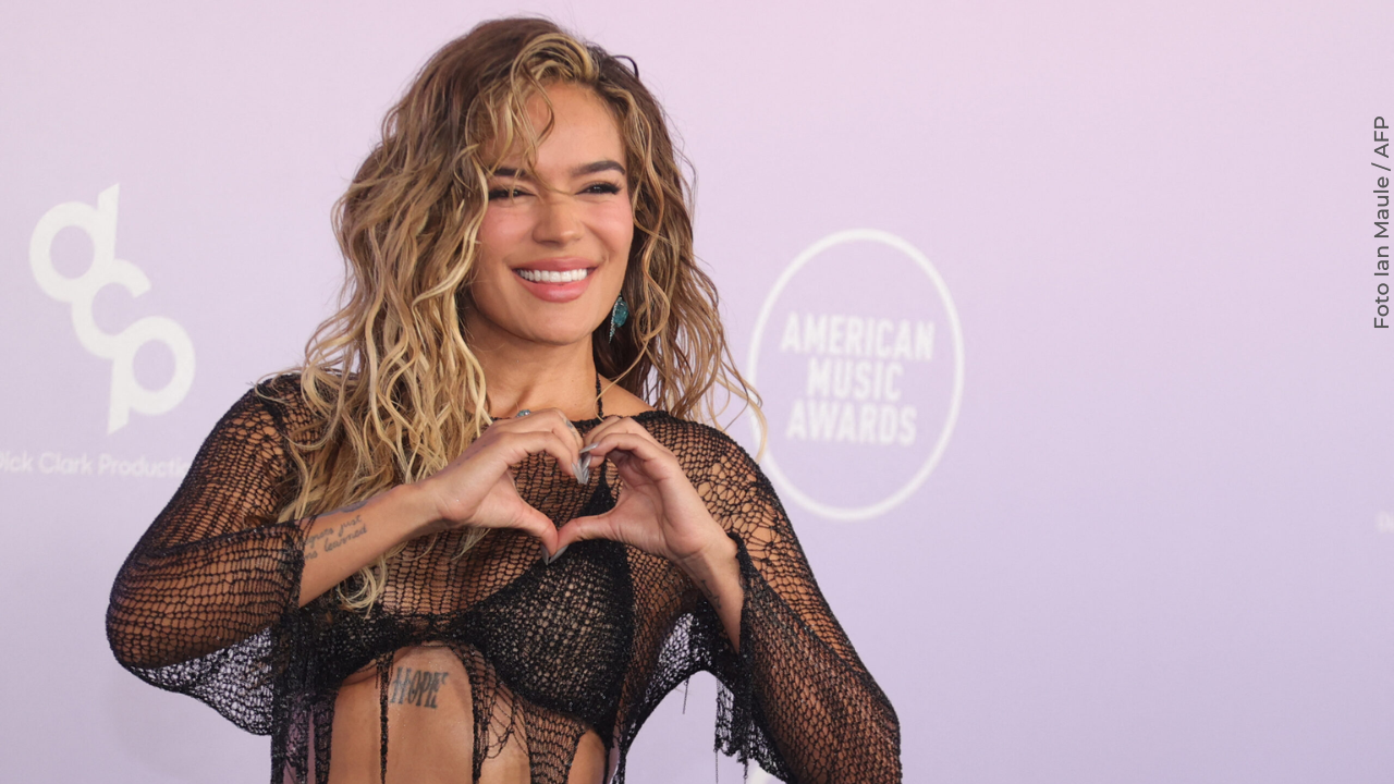 Karol G sorprendió al hablar de una de sus exparejas: hizo una inesperada confesión en pleno concierto