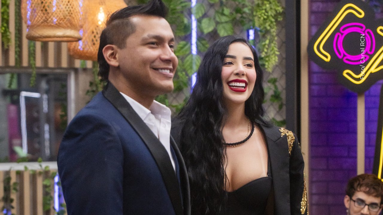 Filtran el video del beso entre Juanda Caribe y Mariana Zapata