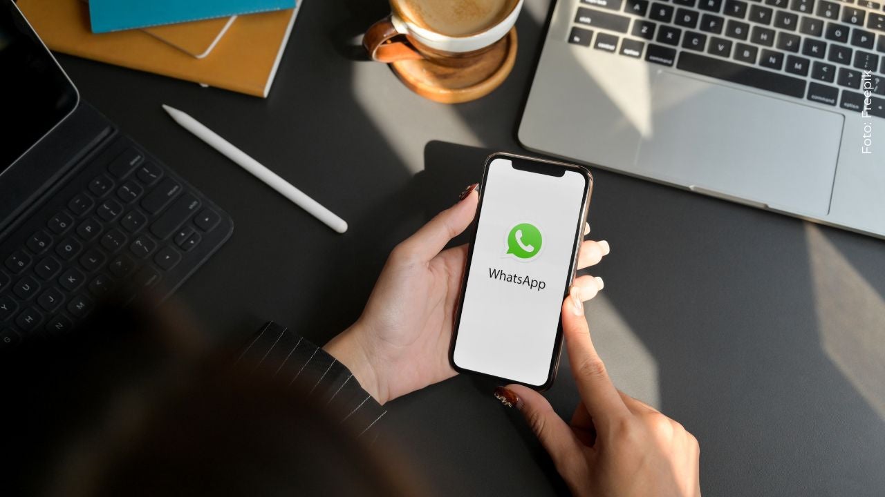 WhatsApp en un telefóno celular