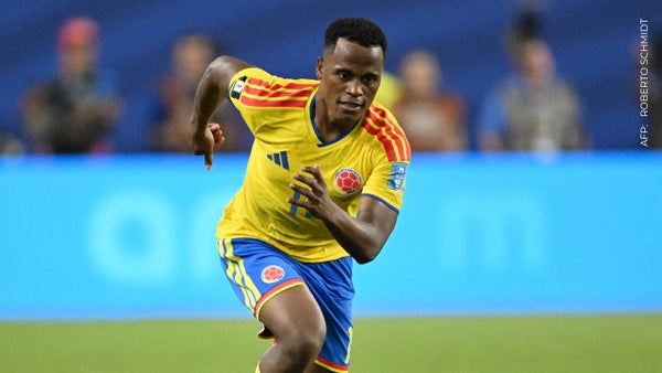 Hija de Jhon Arias, jugador que hizo el primer gol de Colombia contra Ghana, se enamoró al apoyarlo Hija de Jhon Arias, jugador que hizo el primer gol de Colombia contra Ghana, se enamoró al apoyarlo