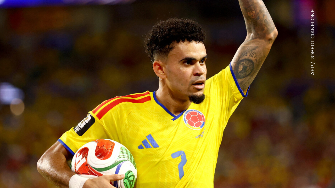 Luis Díaz durante partido en el Mundial.