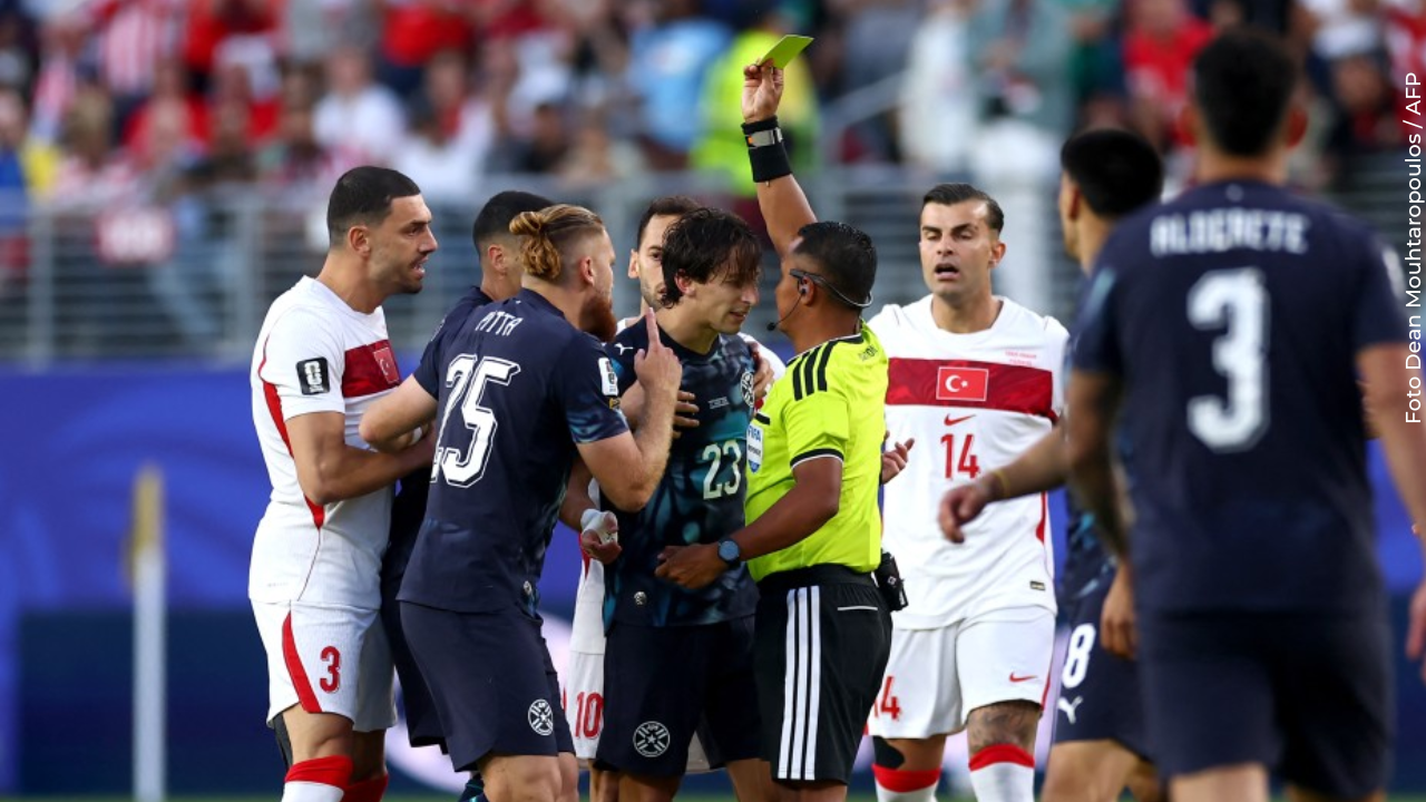 Designan al árbitro para el Colombia vs. Suiza y las reacciones no se hicieron esperar