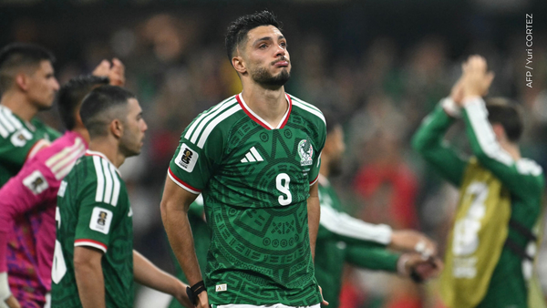 Hincha de México se desplomó tras la eliminación del equipo del Mundial | VIDEO Hincha de México se desplomó tras la eliminación del equipo del Mundial | VIDEO