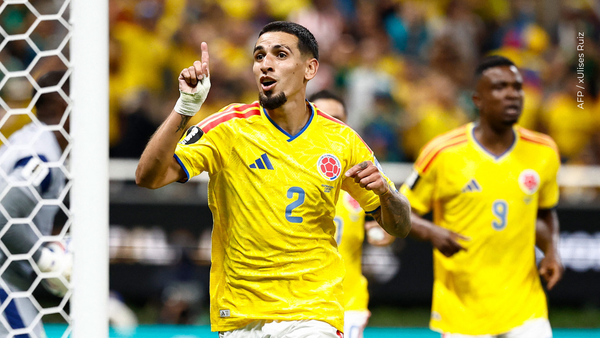 Daniel Muñoz rompió el silencio tras la derrota de Colombia y dividió opiniones: ¿qué dijo? Daniel Muñoz rompió el silencio tras la derrota de Colombia y dividió opiniones: ¿qué dijo?
