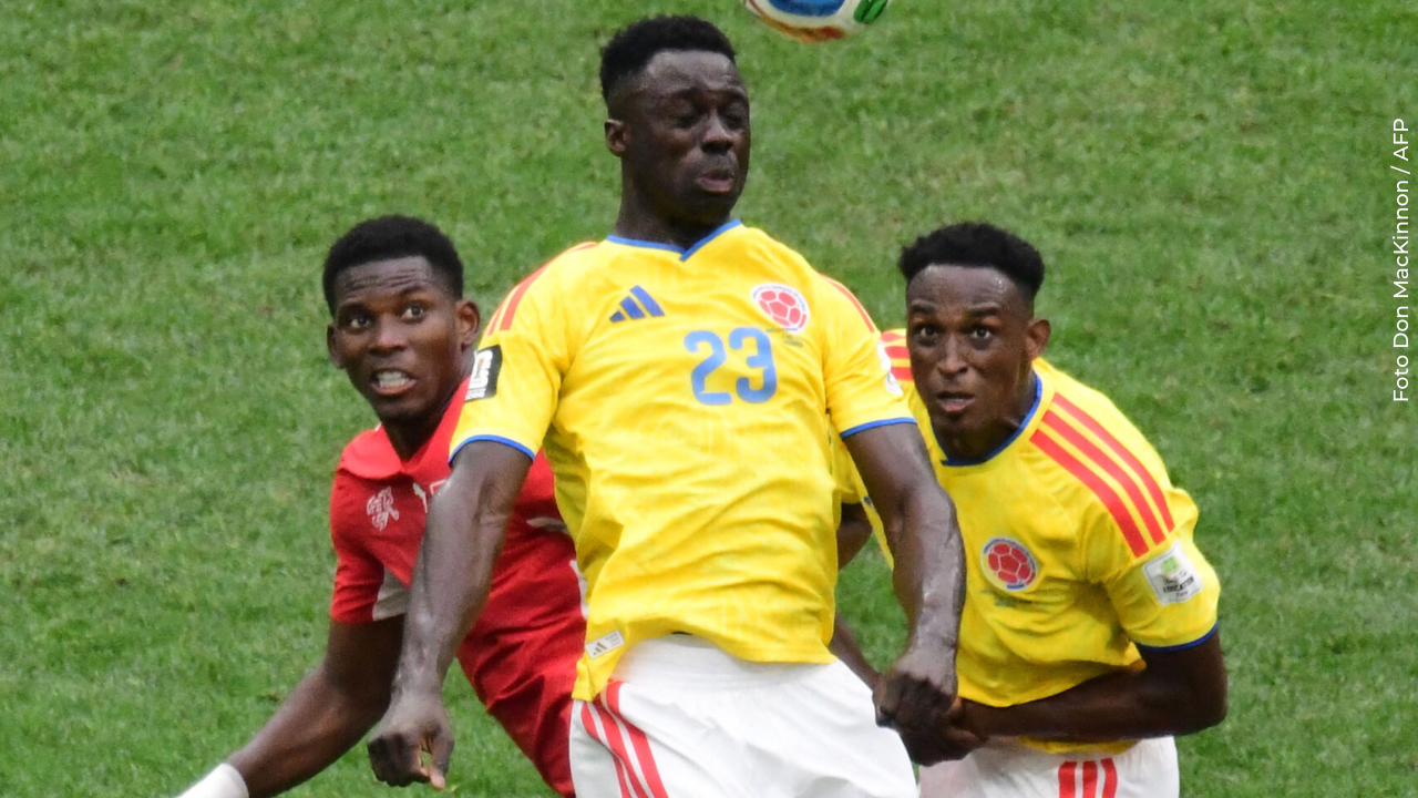 Así reaccionó Dávinson Sánchez tras fallar el penal que acabó con el sueño de Colombia