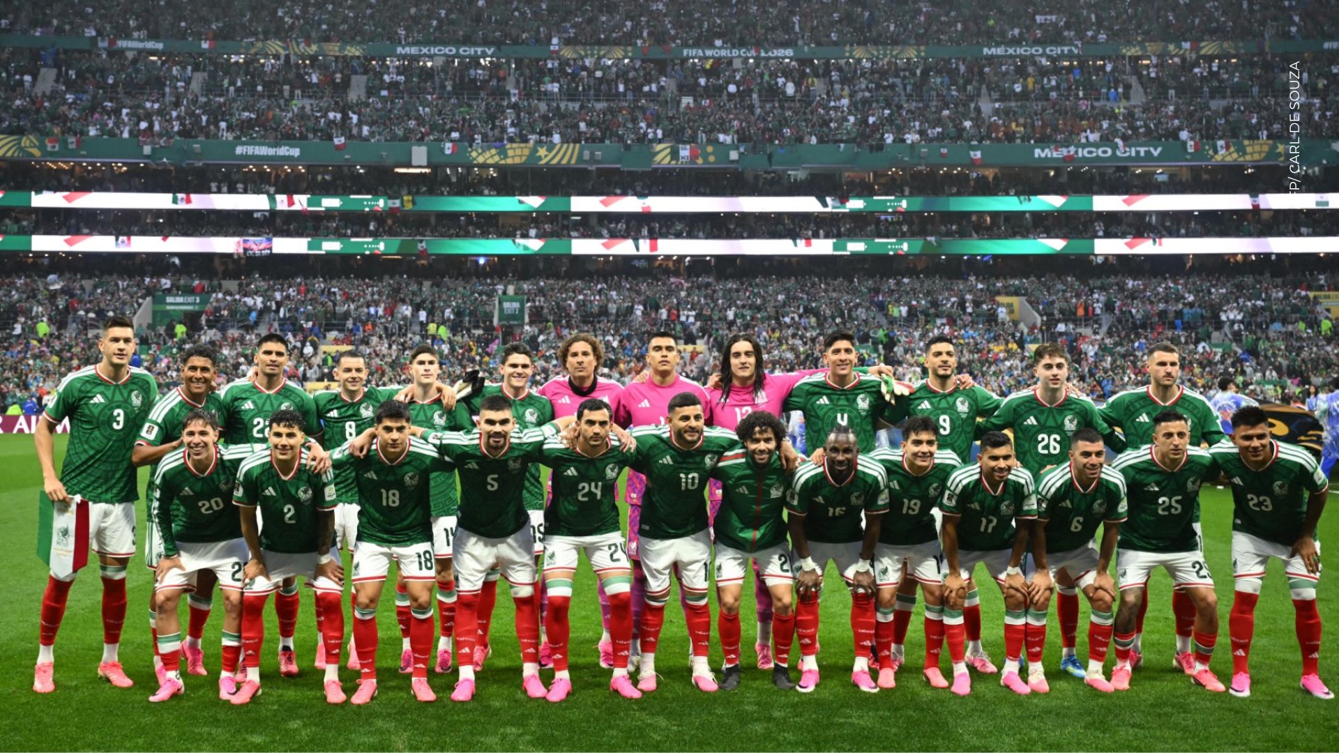Foto de todos los jugadores de la Selección de México