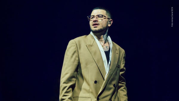 Kapo conquistó al público europeo en el primer show de su gira 'Afro Rosa': así se vivió Kapo conquistó al público europeo en el primer show de su gira 'Afro Rosa': así se vivió