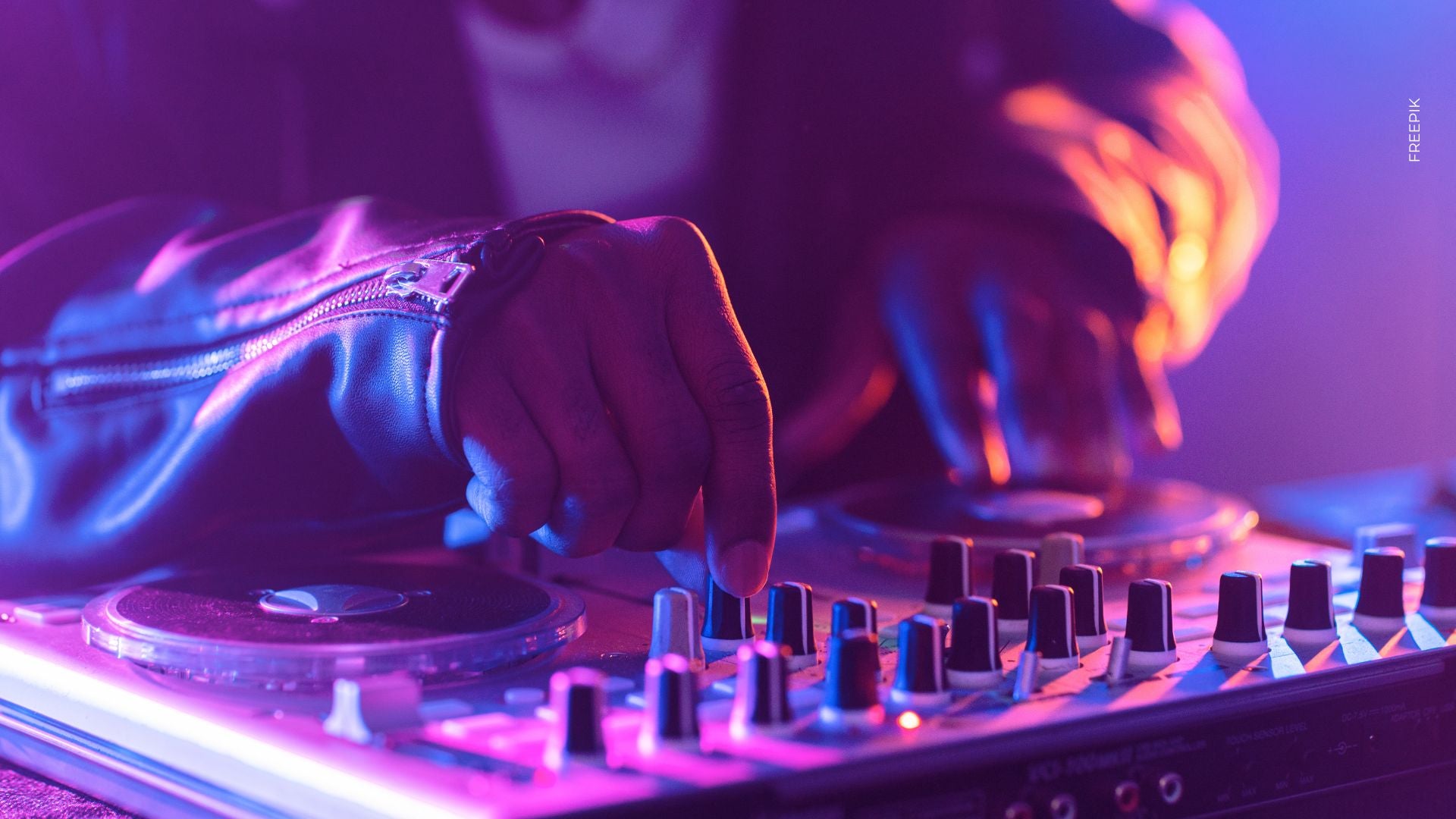 Productor y compositor de las canciones de Kapo