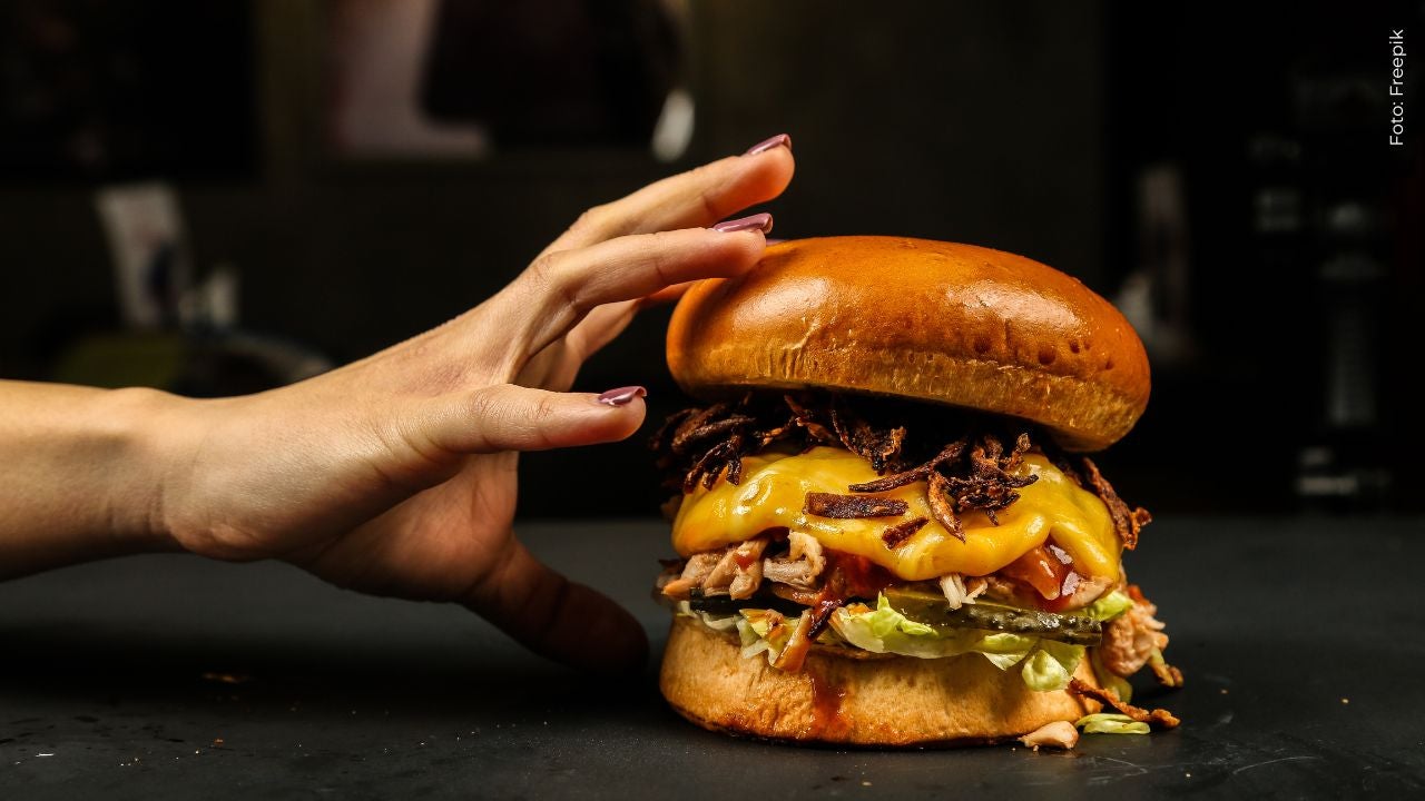 Habló la mujer de la hamburguesa triple