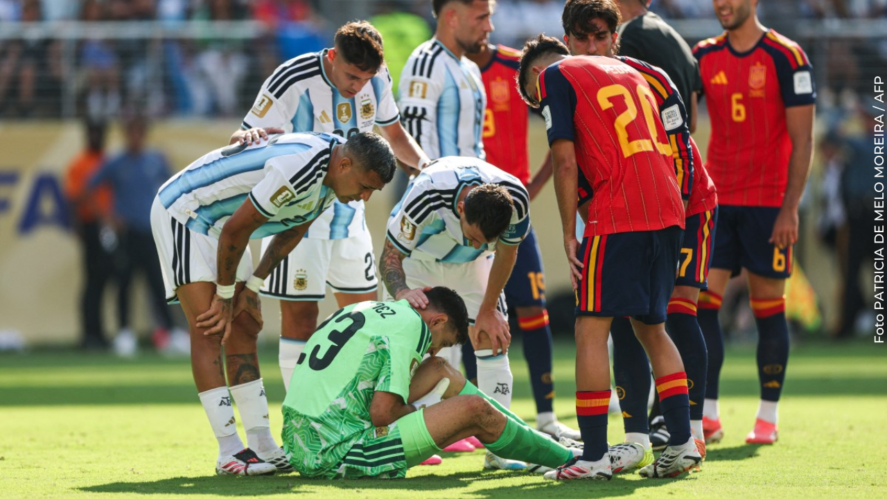 Sale a la luz lo que se dijeron los jugadores argentinos en el entretiempo de la final del Mundial