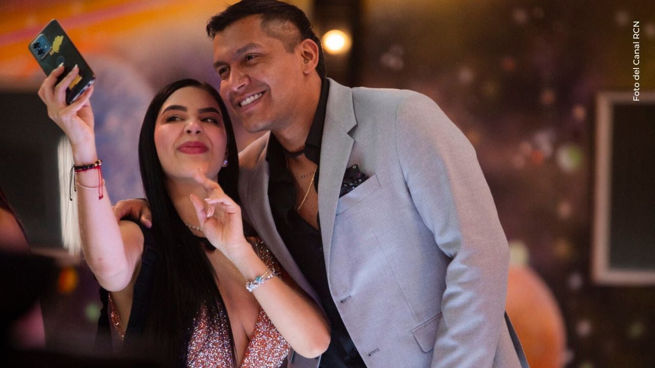 Juanda Caribe y Mariana Zapata