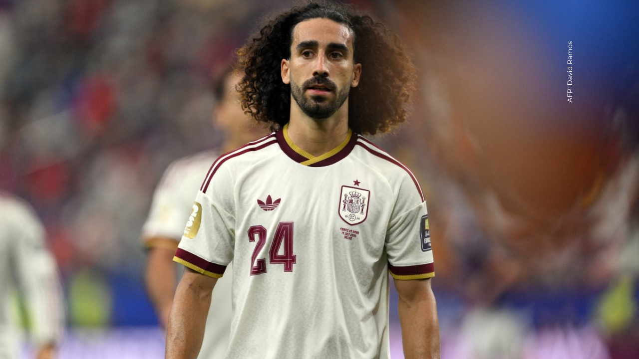 Ella es la bella pareja de Cucurella: ¿habló de la polémica charla con Messi en la final del Mundial?