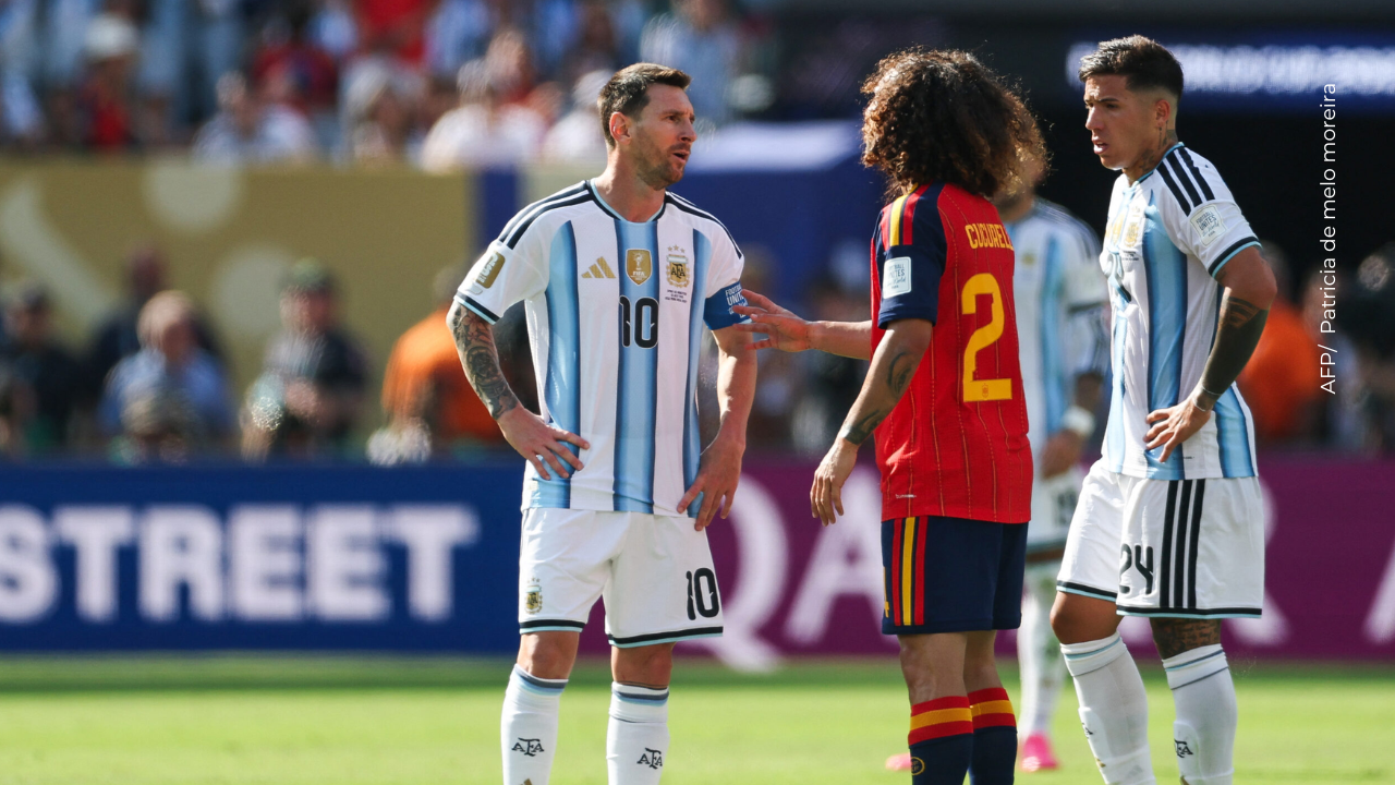 Sale a la luz el video de la reacción de Messi al ver a España levantar la copa