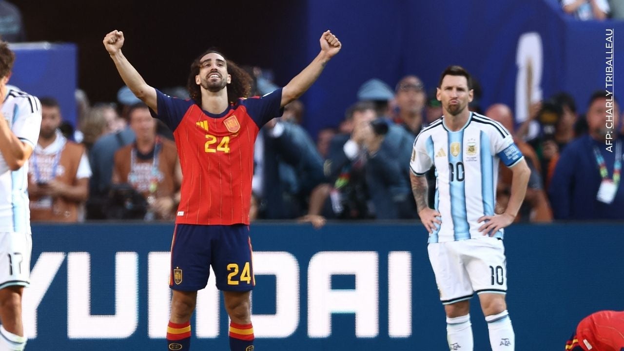 cucurella tras ganar el mundial