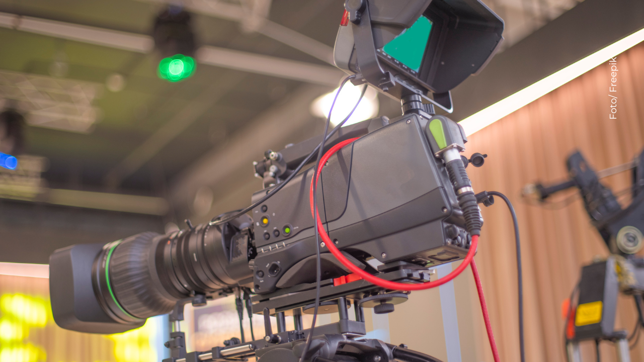 El Canal RCN y la Universidad de los Andes lanzaron una microcredencial para formar nuevos showrunners