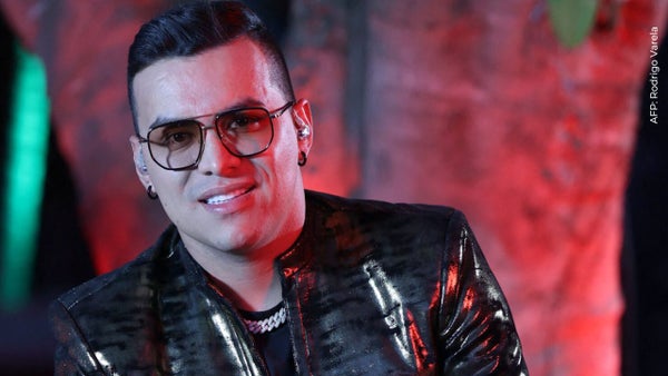 Recrearon a Yeison Jiménez con IA para el video de "Mala de profesión" y su aspecto sorprende Recrearon a Yeison Jiménez con IA para el video de "Mala de profesión" y su aspecto sorprende