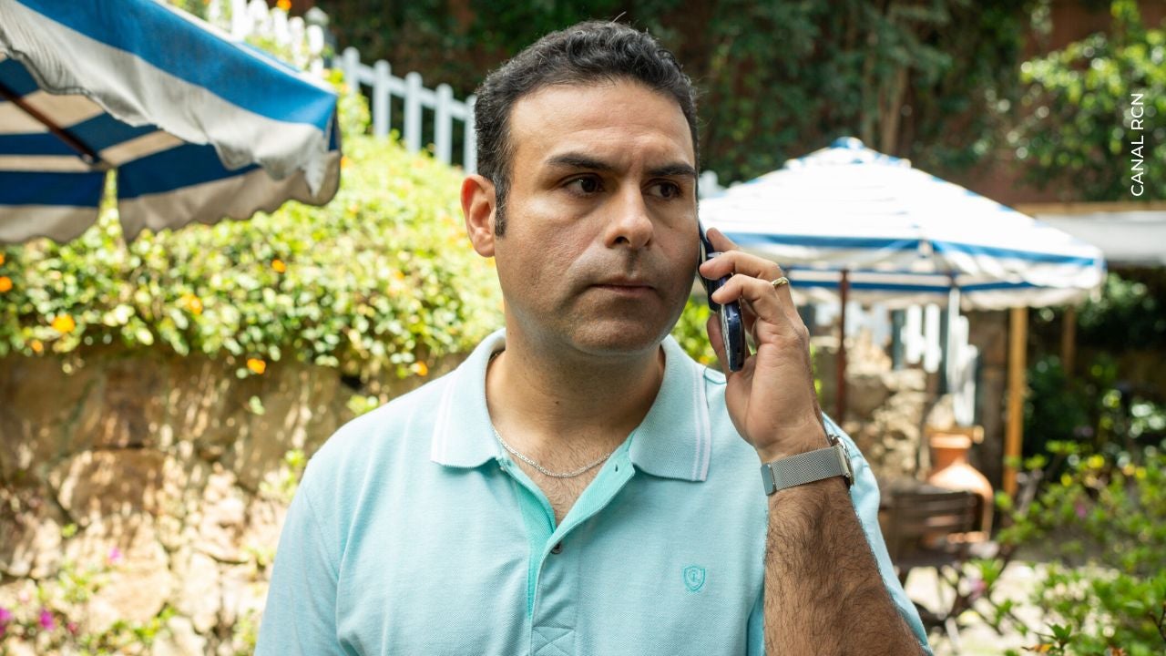 Mauricio mejia es vendedor de tecnologia
