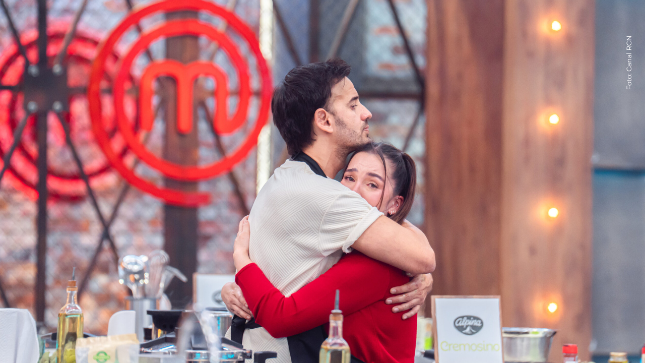 Tuto Patiño mostró el chat que tienen los participantes de MasterChef Celebrity: ¿de qué hablan?