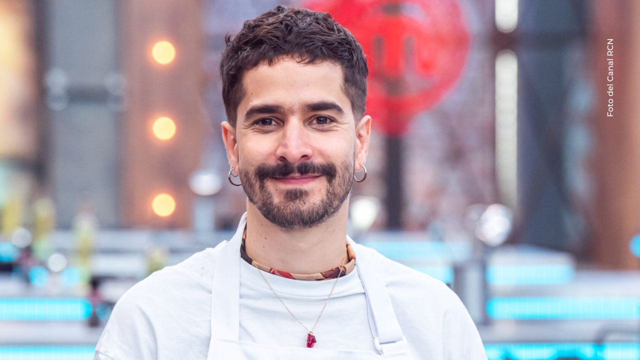 Carmelo llega a MasterChef Celebrity Colombia.