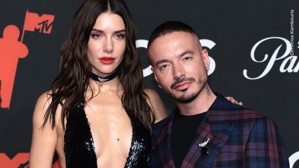 ¿J Balvin le fue infiel a Valentina Ferrer? Mujer desata polémica con una publicación ¿J Balvin le fue infiel a Valentina Ferrer? Mujer desata polémica con una publicación