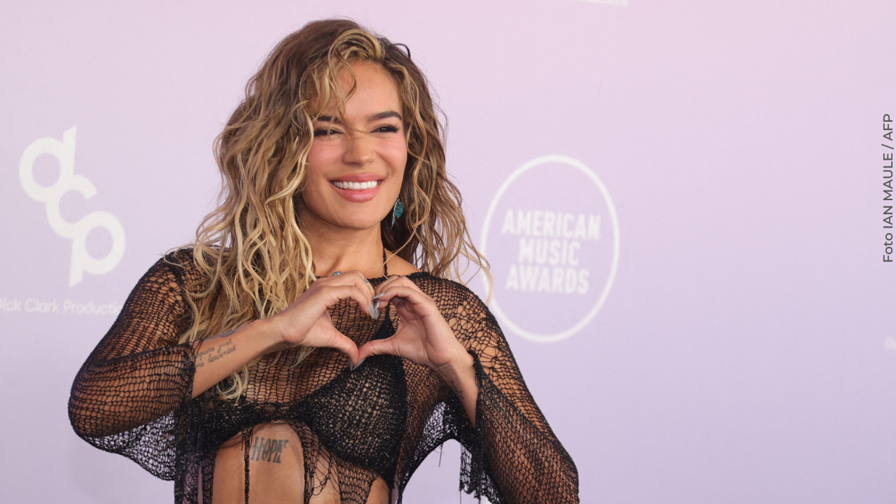 La nueva canción de Karol G fue comparada con un éxito de Aitana