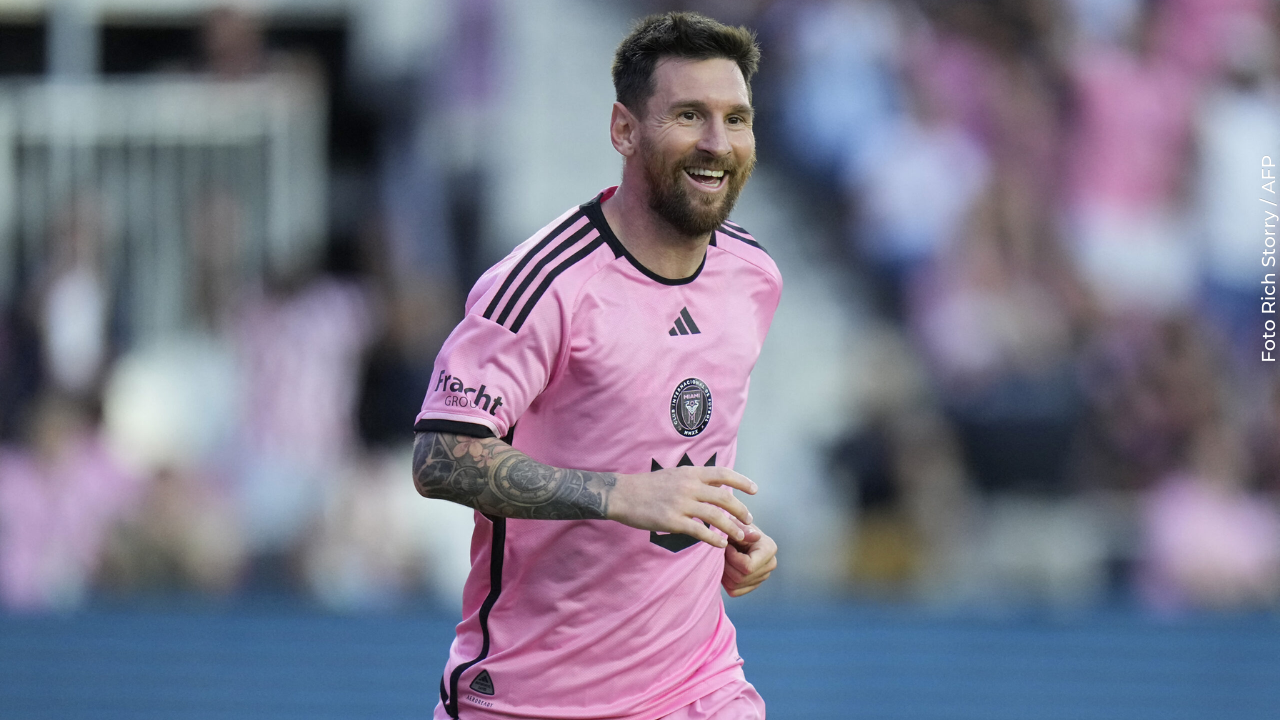 Lionel Messi protagonizó tenso momento con el árbitro y el video ya es viral