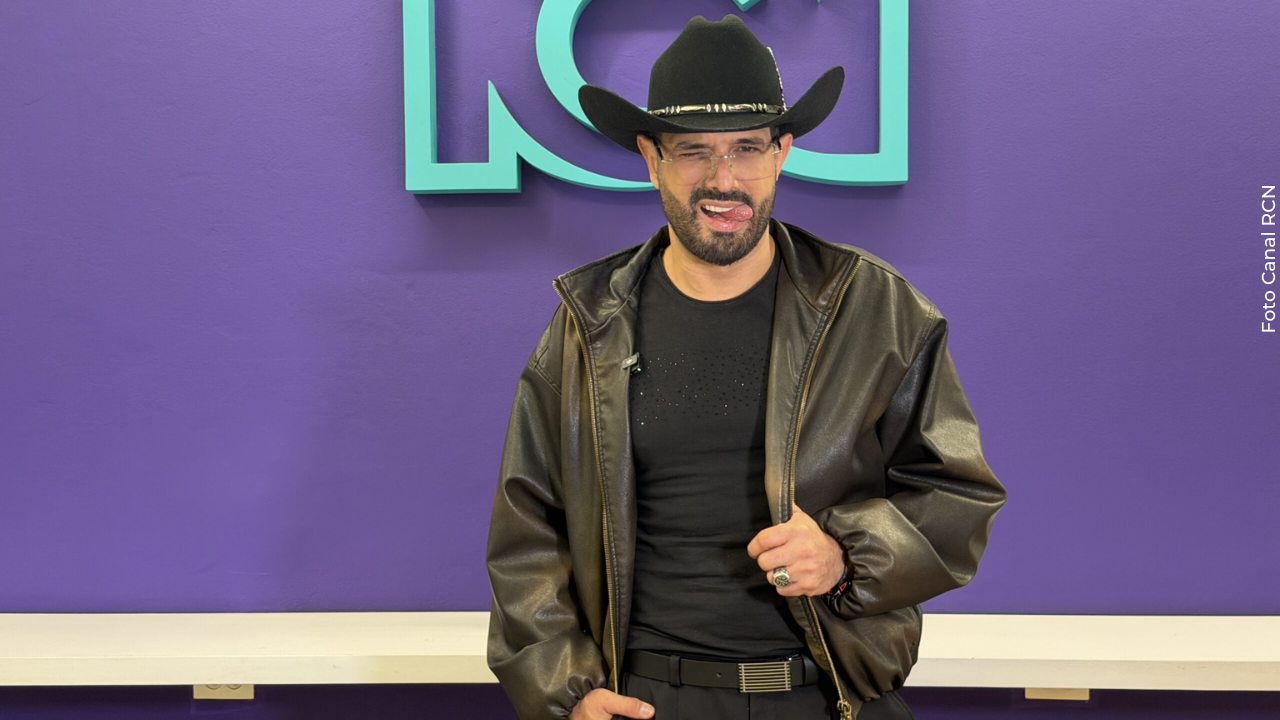 Alejandro Estrada no vio venir lo que hizo una fan y su reacción se volvió viral