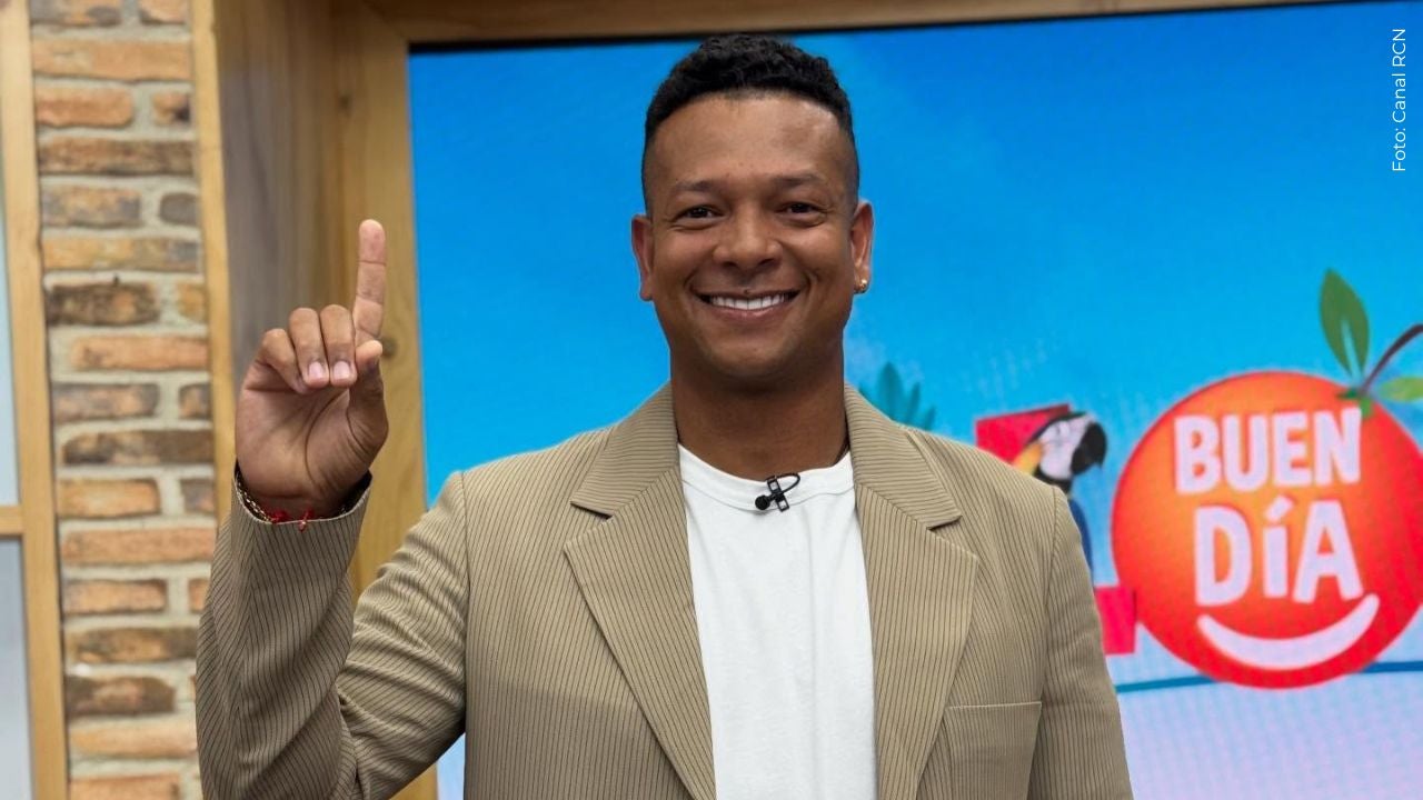 Fredy Guarín compartió divertido momento junto a su hijo Jacobo mientras bañaban a un caballo
