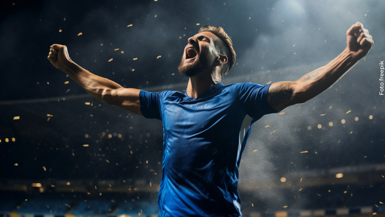 Jugador brasileño cayó al vacío tras celebrar un gol y todo quedó grabado en video