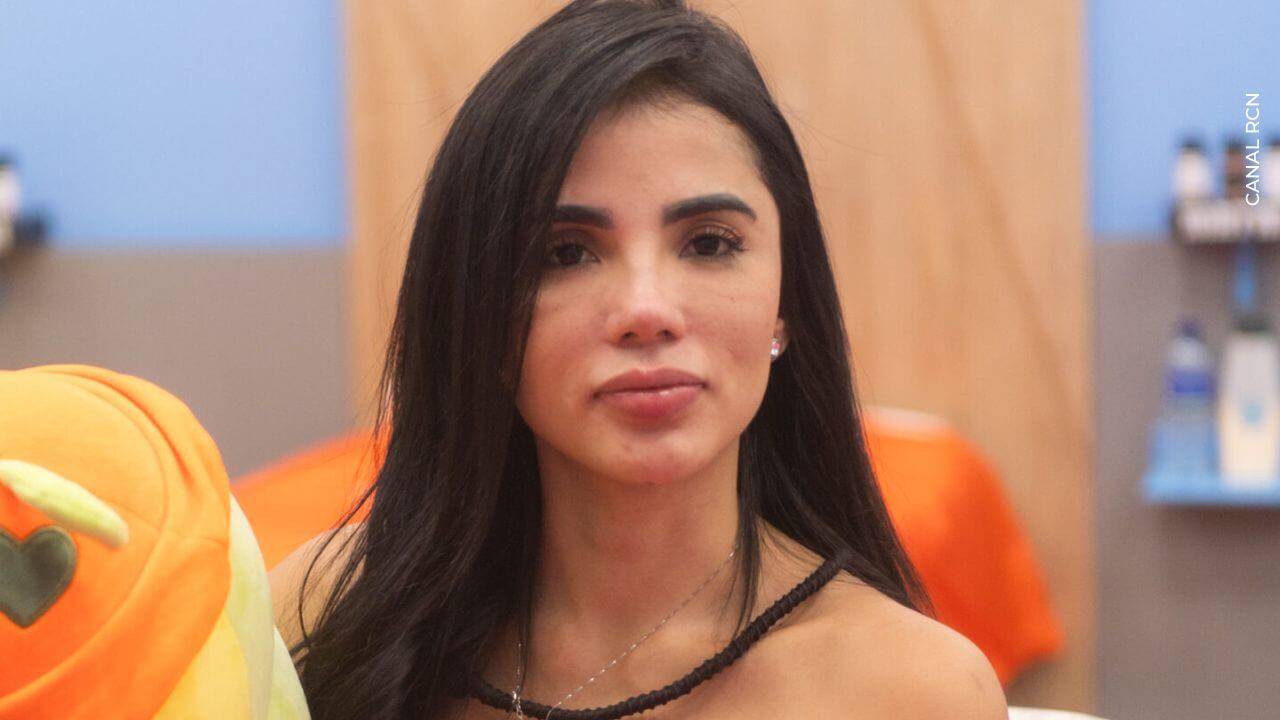 karina garcia en clinica tras urgencia con su bebe