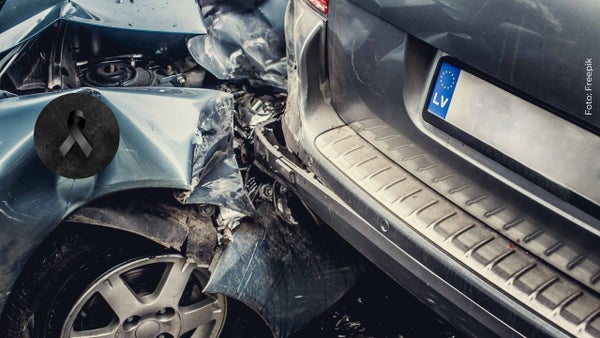 Famoso cantante de una reconocida agrupación musical sufrió grave accidente de tránsito; su esposa falleció Famoso cantante de una reconocida agrupación musical sufrió grave accidente de tránsito; su esposa falleció