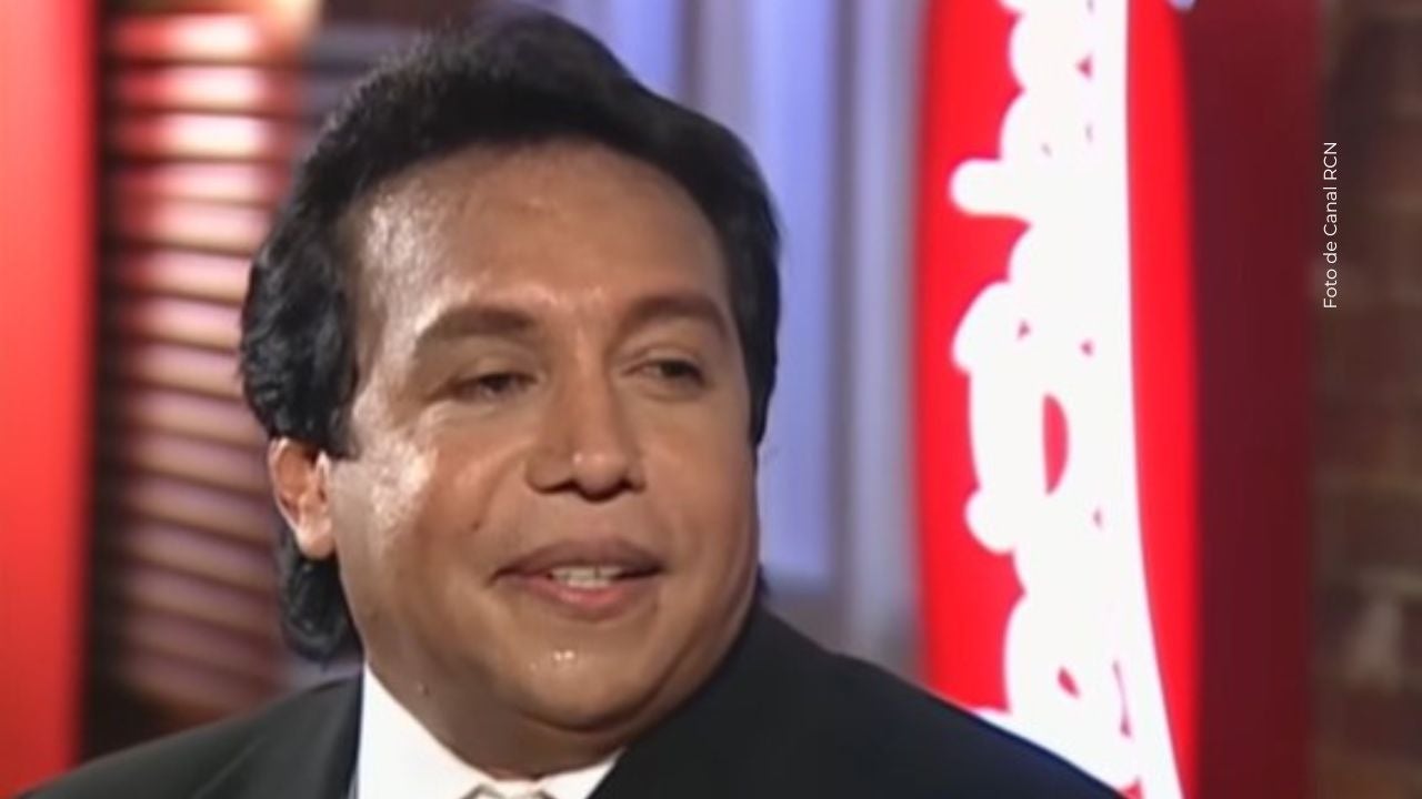 Ana del Castillo interpretó "Hay amores" de Diomedes Díaz.