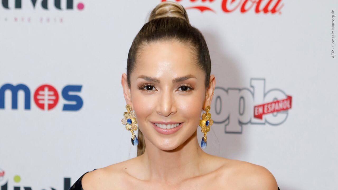 Carmen Villalobos mostró un video en redes sociales practicando por primera vez este deporte acuático.