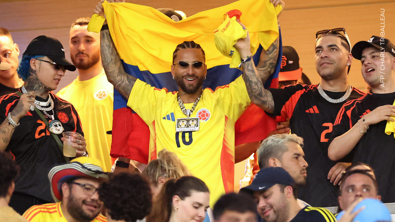 Maluma durante partido de Colombia en la Copa América.