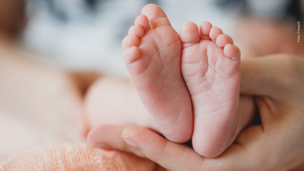 Reconocida actriz colombiana mostró el rostro de su bebé: ¿cuándo confirmó su nacimiento?