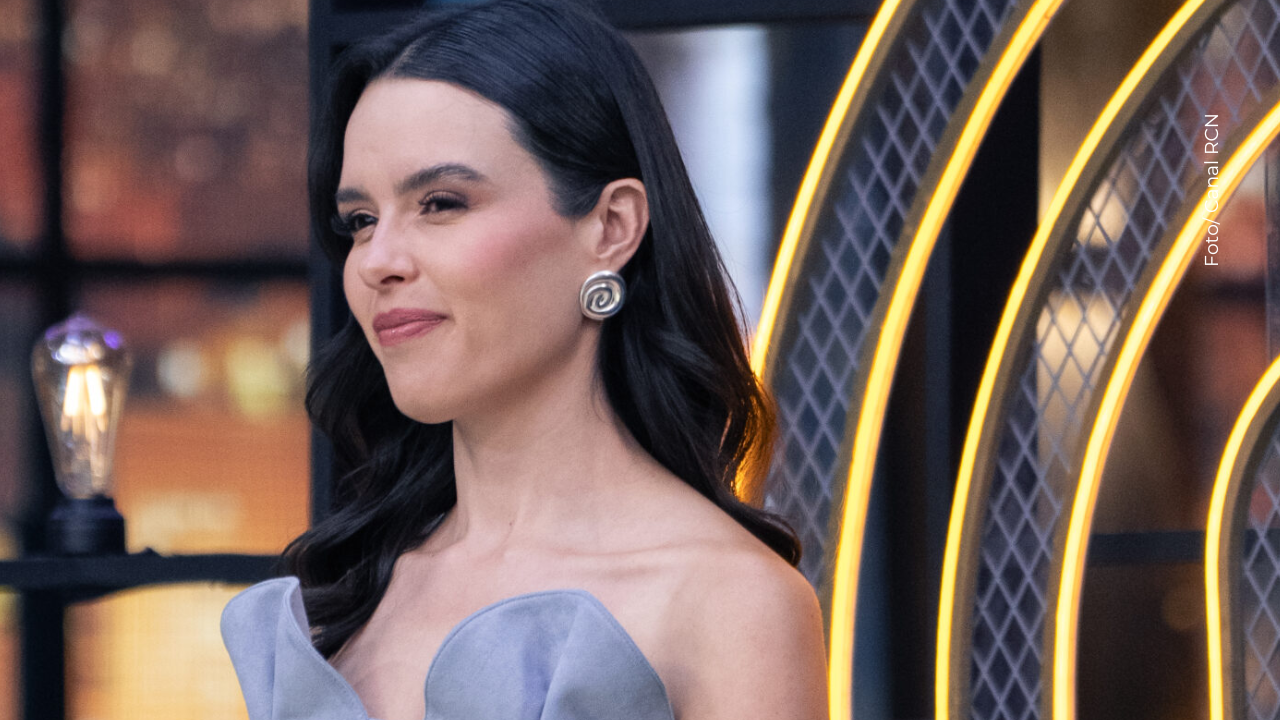 Adria Marina sorprendió con radical cambio de look