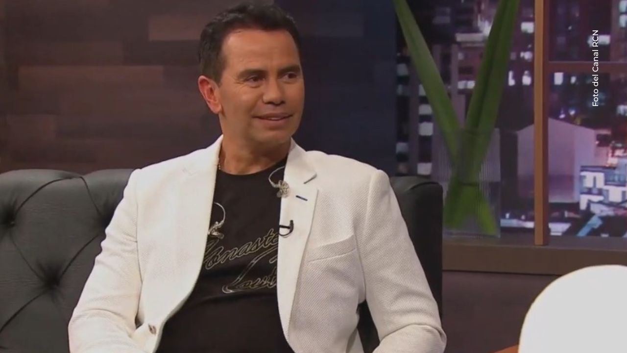 ¿El terremoto afectó la casa que Jhonny Rivera construía para unos abuelitos?
