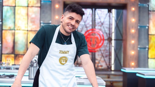 Jimmy Vásquez reveló en MasterChef la difícil decisión que tomó con su mamá: “No nos hablamos…” Jimmy Vásquez reveló en MasterChef la difícil decisión que tomó con su mamá: “No nos hablamos…”