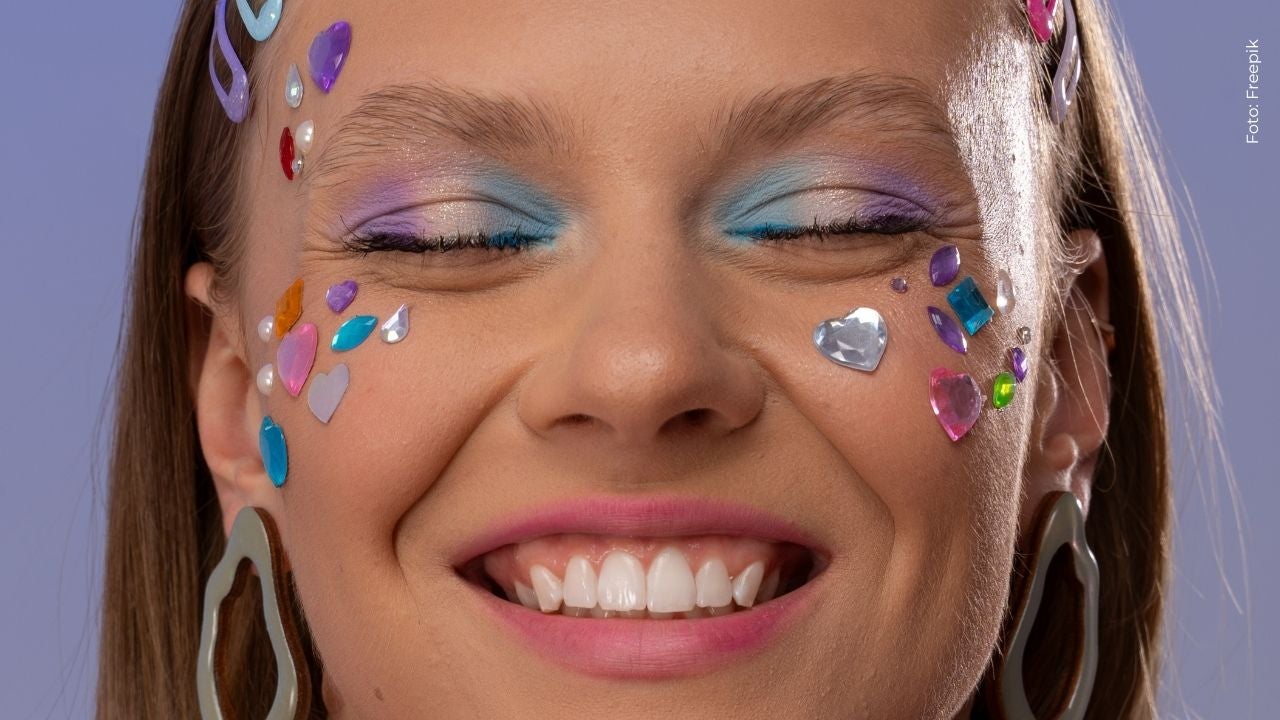 ¿Qué es el bedazzling? La tendencia de piedras en redes sociales